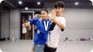 V  Jay Park박재범  Yoojung Lee X Koosung Jung Choreography [upl. by Polik]