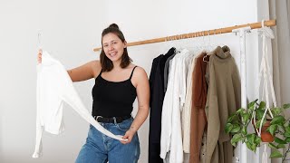 MEIN KLEIDERSCHRANK  Minimalistisch nachhaltig fair  Capsule Wardrobe [upl. by Kamila330]