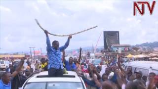 Besigye draws crowds as he moves to High Court to honour bail conditions [upl. by Ahseekal]