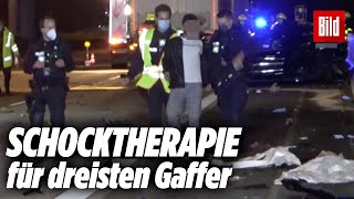 Polizei zeigt Gaffer Trümmerfeld und Leiche krasse Reaktion [upl. by Merrili]