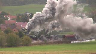 Dampfloks 411144 und 411150 mit schwerem 2500 t Güterzug und Schublok 528079 bei Oberrohn [upl. by Robbert]