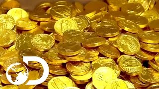 How Chocolate Coins Are Made  How Its Made [upl. by Chrotoem]