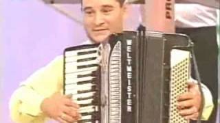 Bulgarian Folk Accordion  Stefan Georgiev  LIVE  Horo Music [upl. by Jaunita322]