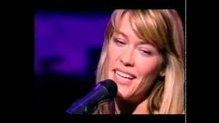 Cerys Matthews  Calon Lan Live [upl. by Cuthbert]