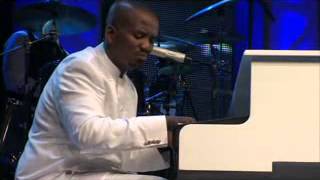 Jehova Live  Sfiso Ncwane [upl. by Scrivings955]