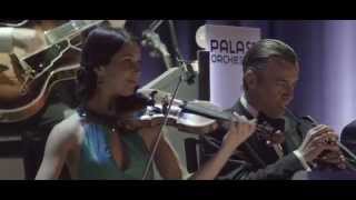 Smoke Gets In Your Eyes  Max Raabe amp Palast Orchester live im Admiralspalast [upl. by Nohsal]