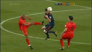 Nigel De Jong Karate Kick on Xabi Alonso [upl. by Anirtal]