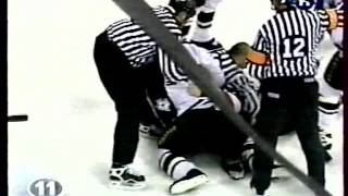 Rhett Warrener vs Derian Hatcher Jun 17 1999 [upl. by Inavoj498]