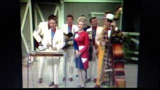 Dolly Parton on Porter Wagoner show 1969 [upl. by Kask]