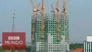 Timelapse China construye un edificio de 57 pisos en 19 días [upl. by Zalea]