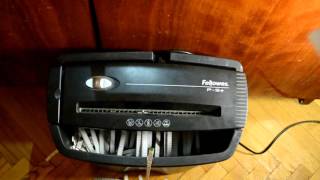 Paper shredder Fellowes p5 [upl. by Rehptosirhc772]