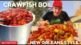 How to Boil Crawfish  New Orleans Style  Spicy Potatoes Sausage Corn amp Mushrooms [upl. by Feingold]