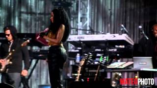 Nicki Minaj  quotPills N Potionsquot Live at Philly 4th Of July Jam [upl. by Lordan]