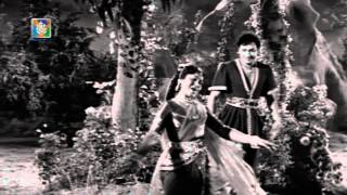 Mellusire Savigana Veera Kesari  DrRajkumar  Leelavathi  Kannada Classics [upl. by Krall]