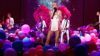 Kelsea Ballerini Performs Unapologetically [upl. by Eram600]