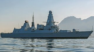 17 Russian fighter jets swarm around HMS Duncan early 18 [upl. by Dougald]