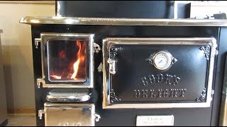 Obadiahs Elmira Fireview Wood Cookstove  Burning the Stove [upl. by Gal]