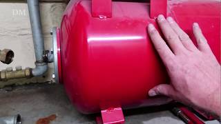 Adjust air in an expansion tank [upl. by Piscatelli]