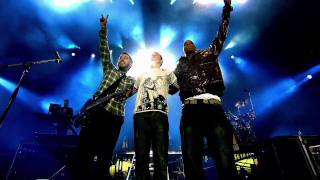 Linkin Park feat JayZ  Numb encore amp Faint Live HD [upl. by Barfuss570]