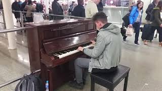 Piano Medley in London at St Pancras International Station THOMAS KRÜGER [upl. by Akemor]