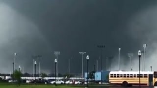 See houses completely leveled in Moore Oklahoma [upl. by Alilak872]