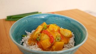 Gelbes Thai Curry mit Hähnchen amp Mango  Lets Cook [upl. by Aileno]