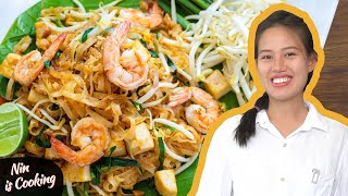 How to Authentic Shrimp Pad Thai Noodles Recipe [upl. by Vange]