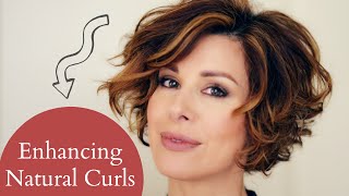 HOW TO STYLE LAYERED SHORT NATURAL CURLY HAIR  Dominique Sachse [upl. by Chaunce]