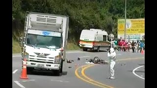 Accidente de tránsito dejó dos muertos en vía Panamericana en Cauca [upl. by Accever]