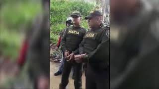 En video capturados policías acusados de extorsión [upl. by Janean927]