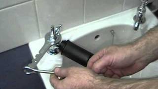 Change Tap washer using the Easy Tapsplitter Part 1 [upl. by Vale736]