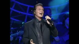 Spanish Eyes cc Lyrics  Engelbert Humperdinck Live 2000 See Description for Discernment [upl. by Meggi391]