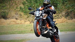 2015 KTM 390 Duke Video Review [upl. by Hogen]