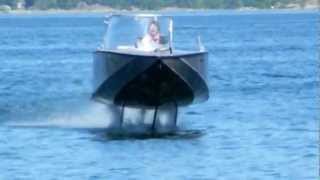 Elektrofoil FOILTWISTER hydrofoil boat flying and landing [upl. by Vander]