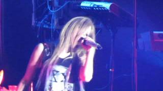 quotCOMPLICATEDquot  Avril Lavigne Live in Manila 21612 HD [upl. by Otho]