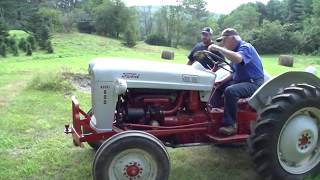 Ford Model 600 Tractor [upl. by Leilani]